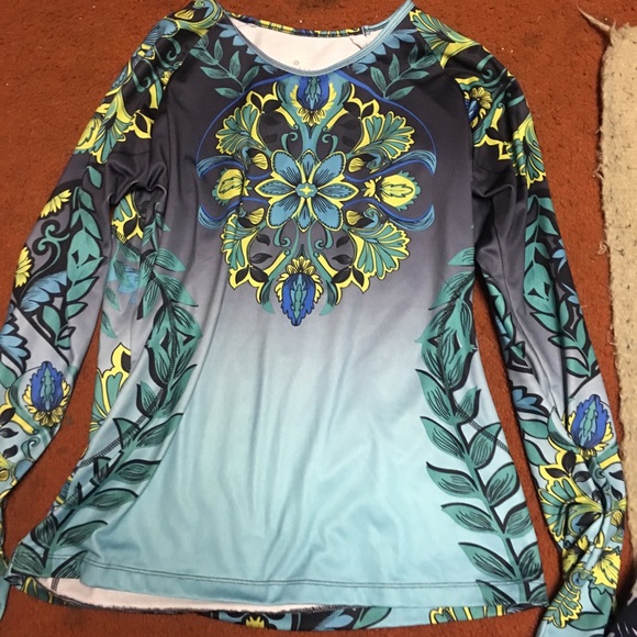 Shirt - Picture 1 of 2